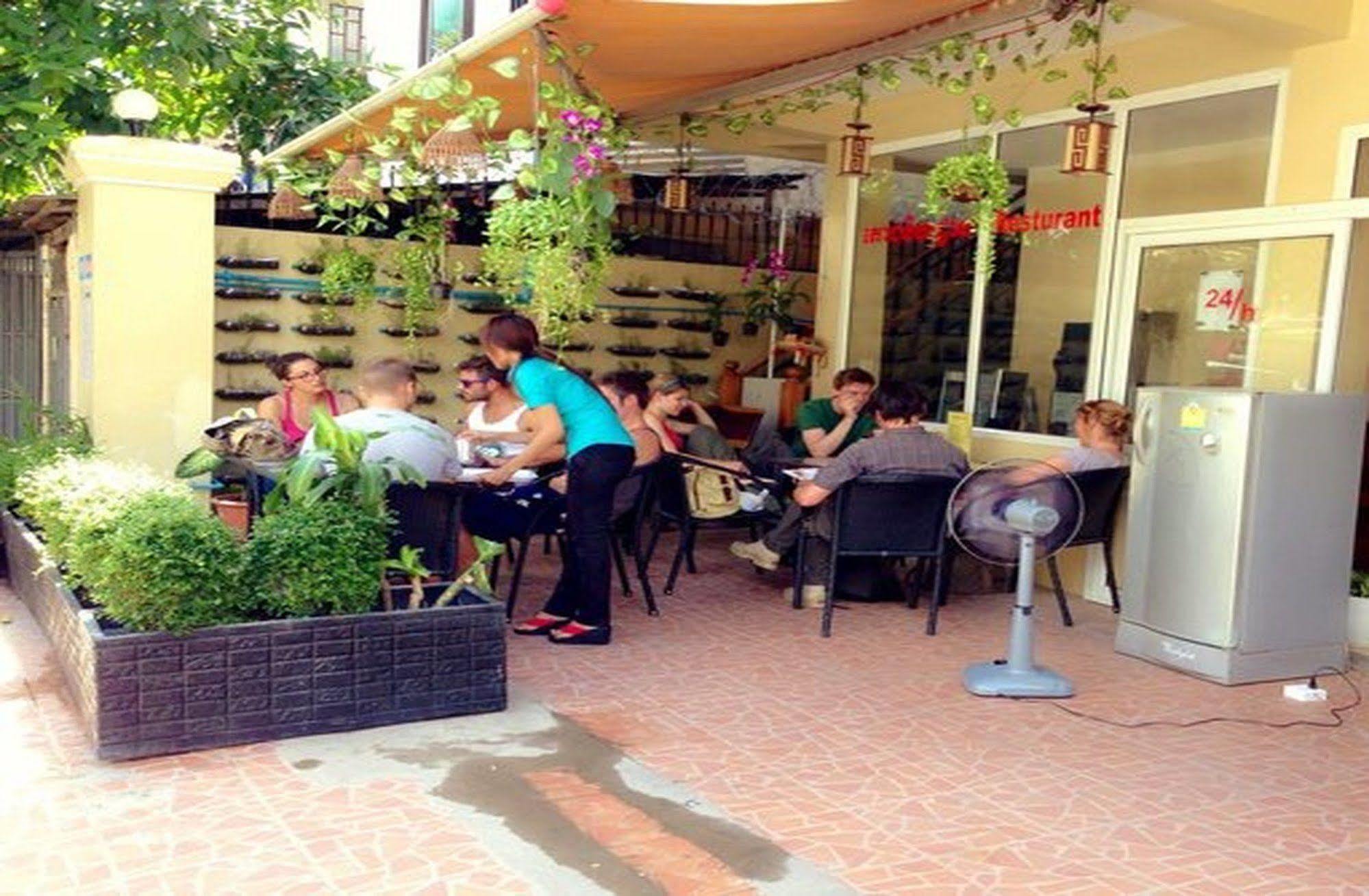 Homeland Guesthouse Phnom-Penh Buitenkant foto