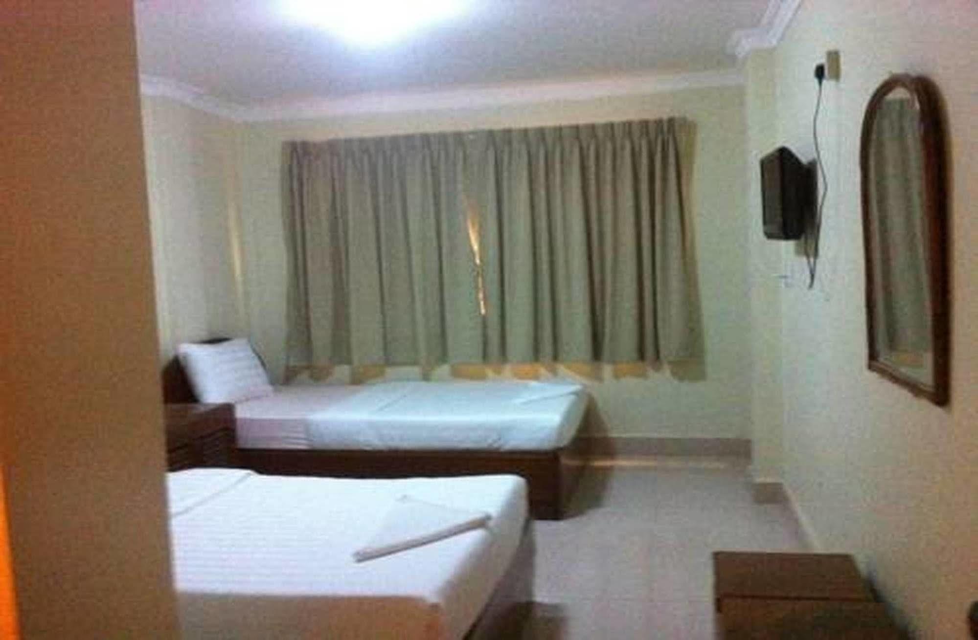 Homeland Guesthouse Phnom-Penh Buitenkant foto