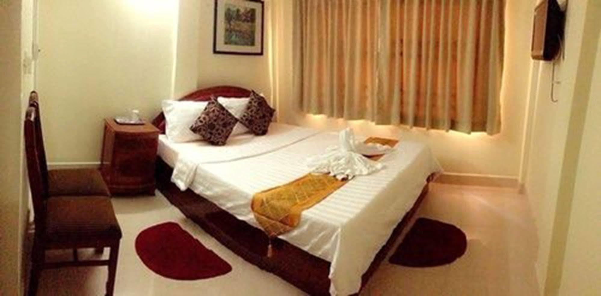Homeland Guesthouse Phnom-Penh Buitenkant foto